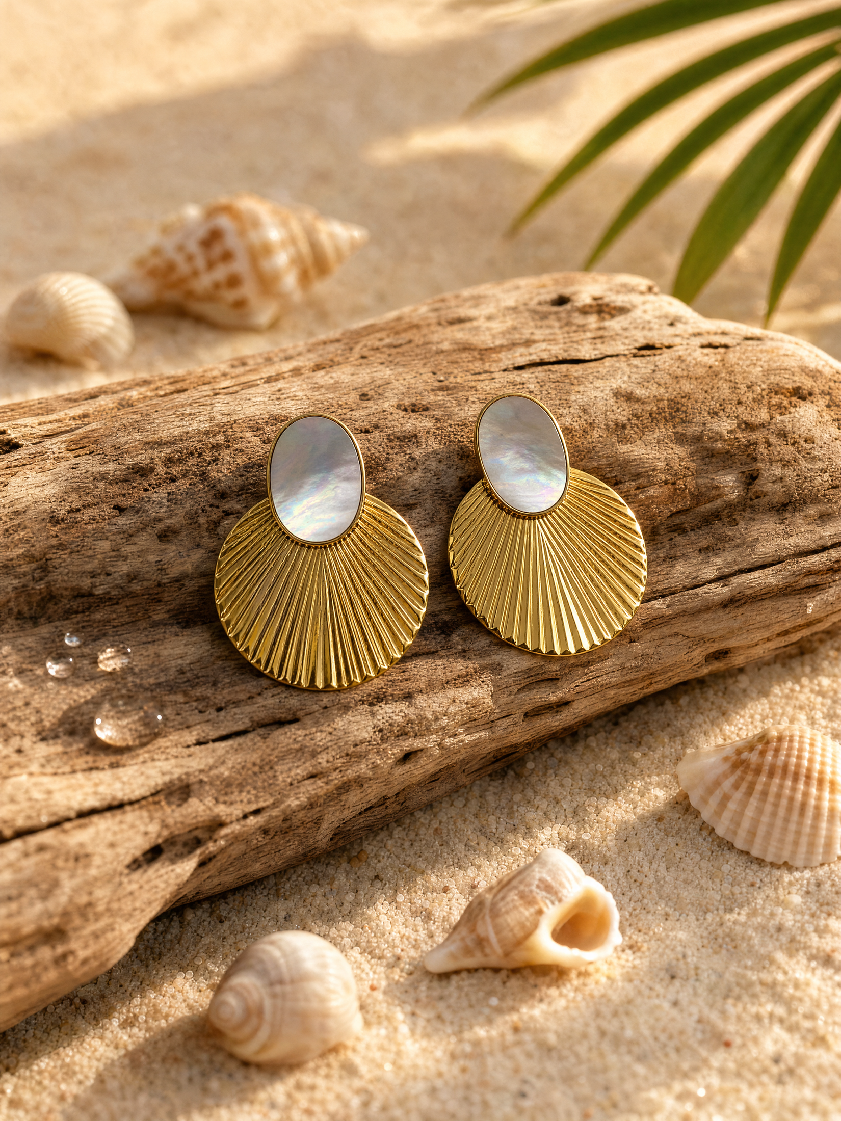 Aros abanico con nácar · foto 2 · Buono Joyas
