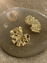 Aros hoja vintage texturizada · foto 4 · Buono Joyas