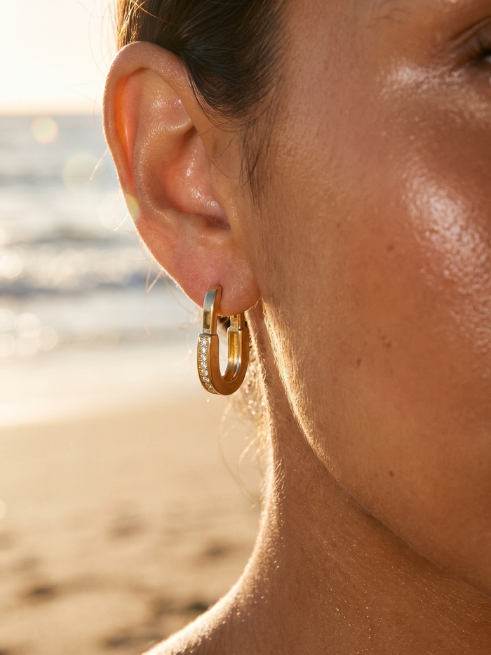 argollas ovaladas con circones - Buono Joyas