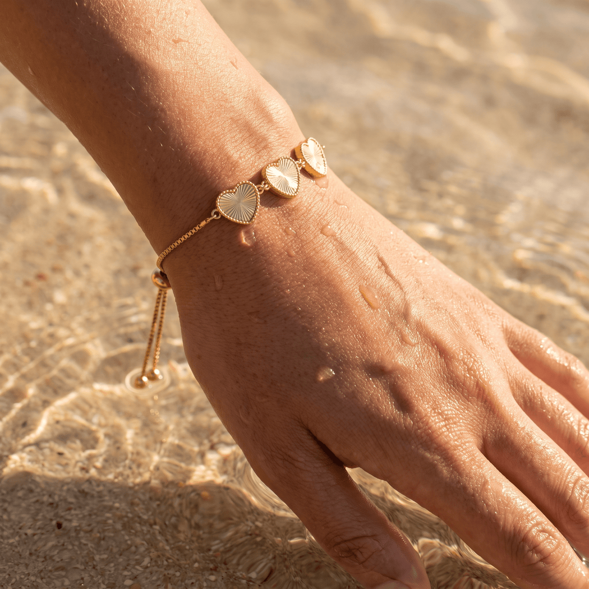 Pulsera Triple Corazón