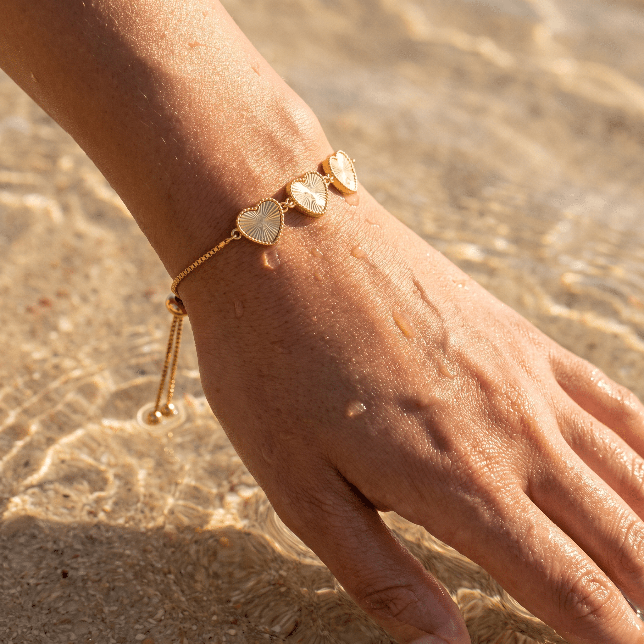 Pulsera Triple Corazón