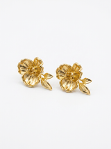 Aretes Flor con Hoja Dorada