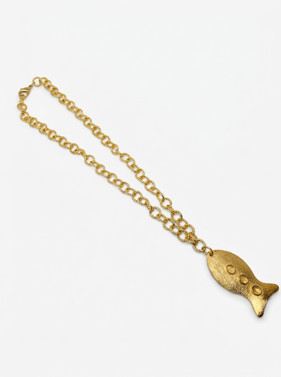 Collar Pez Martillado Dorado