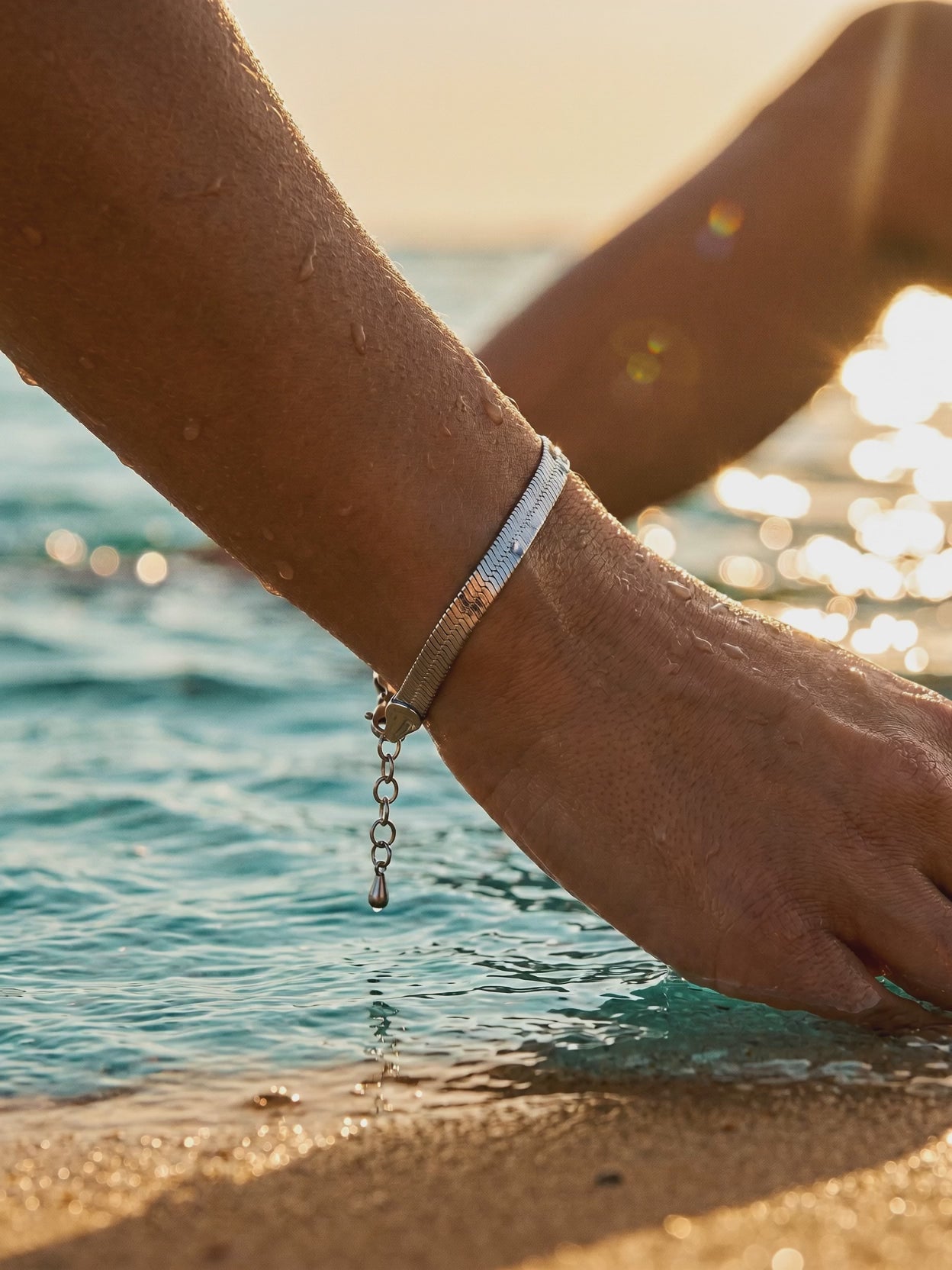 pulsera-serpiente-plata video playa Buono
